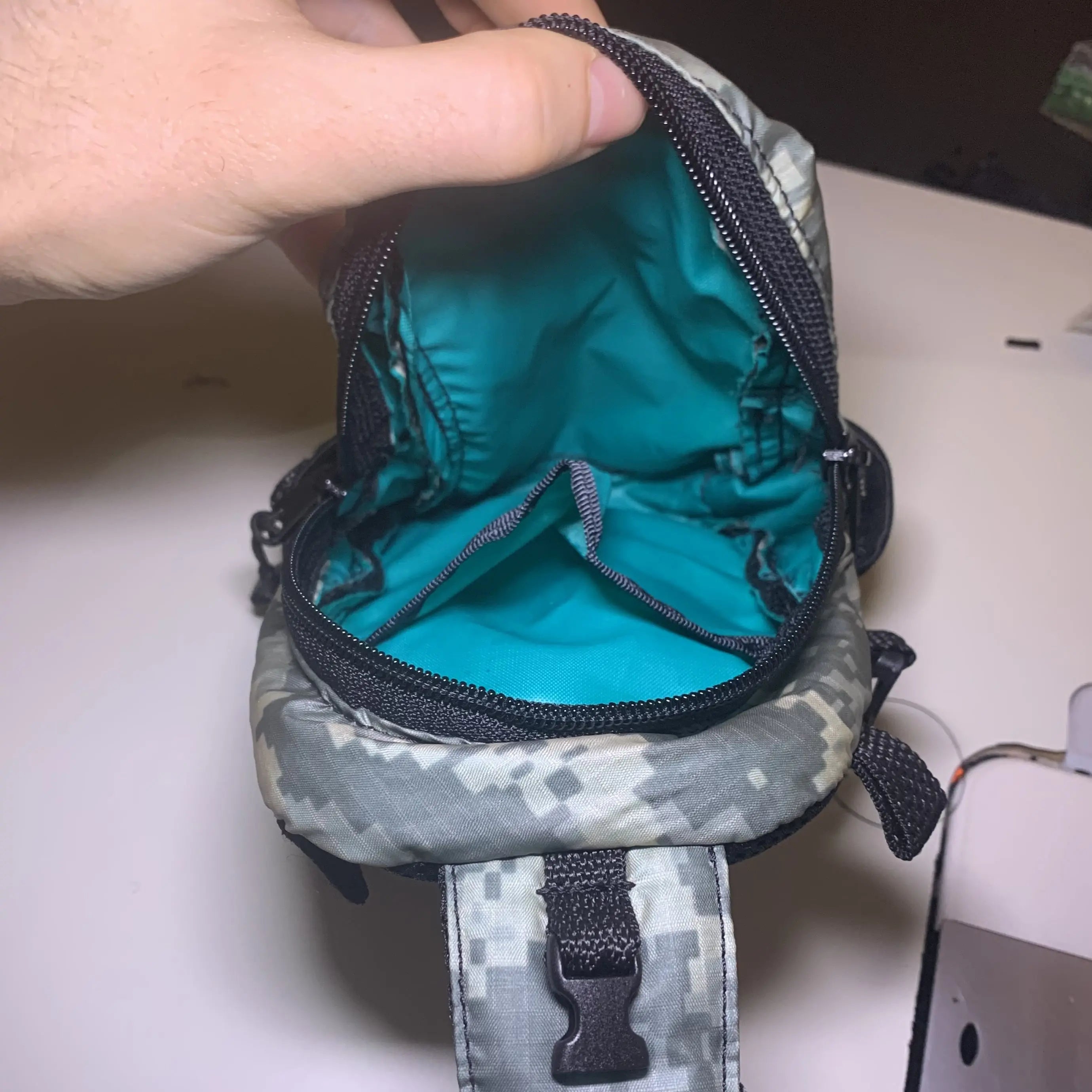 Gray Camo AthletiPack (Bargain)